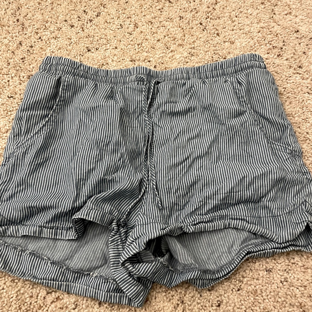 Blue and white striped shorts! Flowy